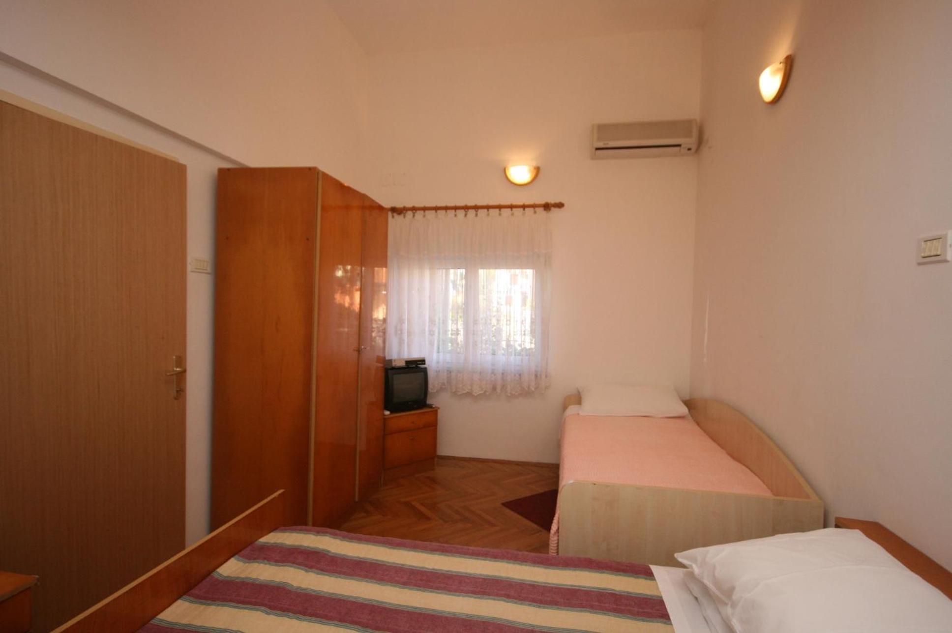 Apartments With Wifi Pula - 6987 Rom bilde